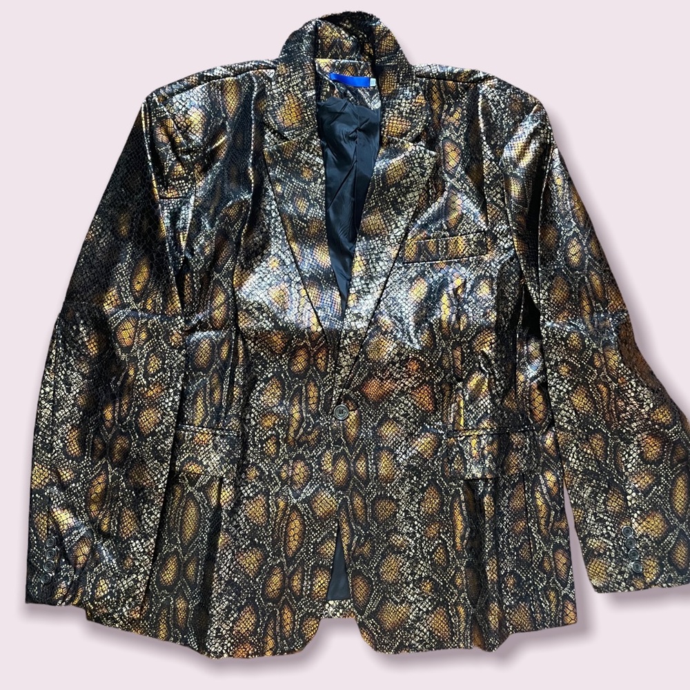 Brand new! Size 2x metallic snakeskin print suit jacket
